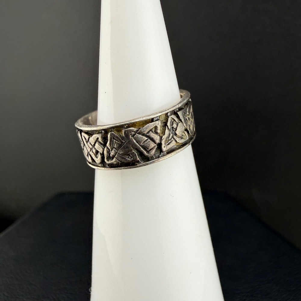 Vintage Estate Toe Ring Silver Celtic Knot Triquetra Adjustable Size 2‎ READ